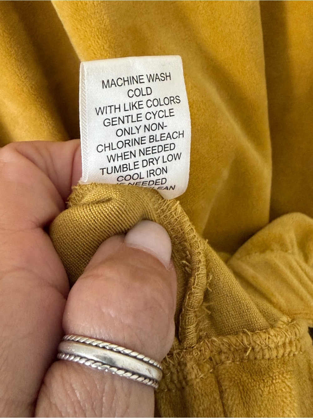 Truth by Republic Mustard Velvet Cropped Sweatshirt Size Small - Picture 8 of 9